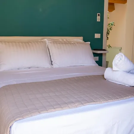 Bed & Breakfast Verdirooms158 Castellammare del Golfo
